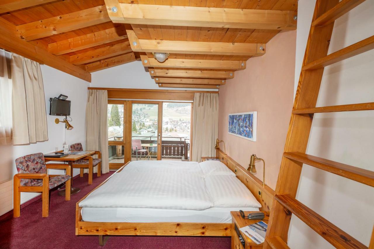 T3 Hotel Mira Val Флимс Экстерьер фото